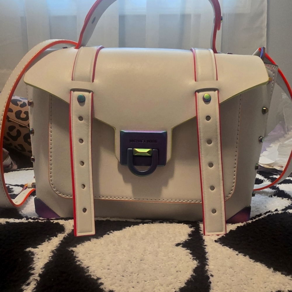 Michael Kors Manhatten Medium Contrast Trim Leather Satchel